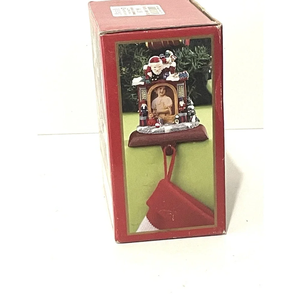 Vintage Cast Iron & Resin Windsor Collections Hand Painted Santa Stocking Hanger